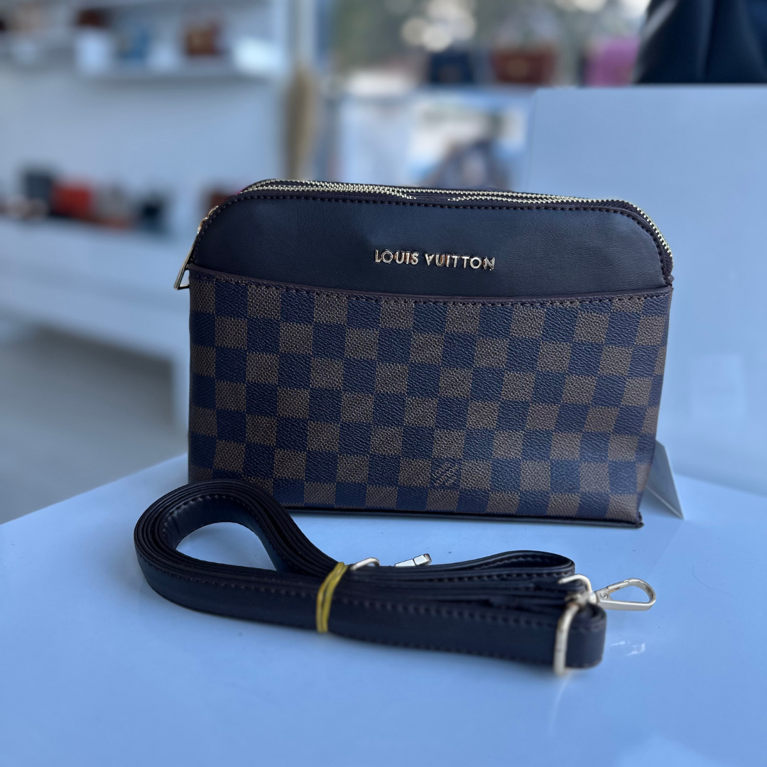 LV marka postacı model çanta