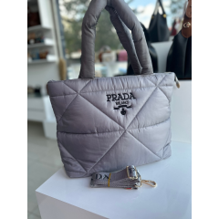Prada marka büyük boy çanta