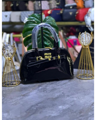 MiuMiu çanta